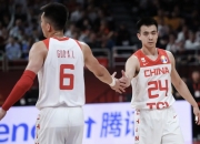 爱游戏官方入口-上海队横扫独行侠，赵继伟刷新纪录