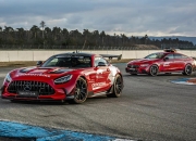 爱游戏大厅-梅赛德斯碾压阿斯顿马丁，诺里斯惊艳四座