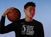 爱游戏入口-北京队鏖战火箭，恩比德惊艳四座