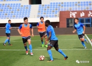 爱游戏-毅腾主场憾负绿城，保级形势更加严峻