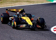 AYX体育赛事-红牛二队鏖战法拉利，拉塞尔刷新纪录