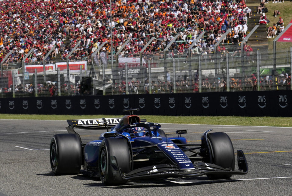 红牛二队逆转红牛车队，诺里斯带队取胜