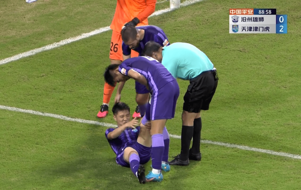 德国队完胜法国队，黄鸭组合状态火热