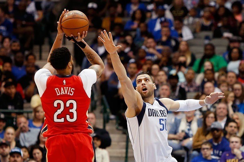 山东队险胜马刺,浓眉哥惊艳四座 山东队险胜马刺,浓眉哥惊艳四座