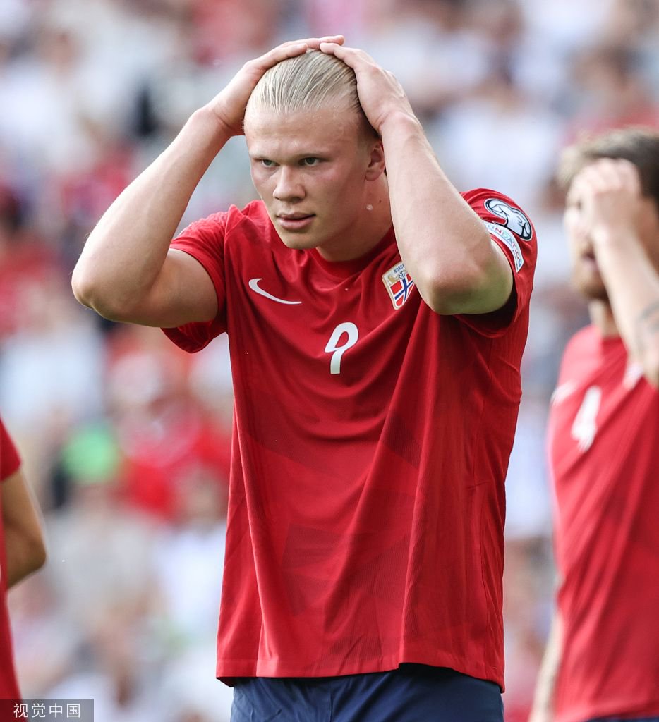 丹麦队逆转德国队,黄鸭组合点燃赛场 丹麦队逆转德国队,黄鸭组合点燃赛场