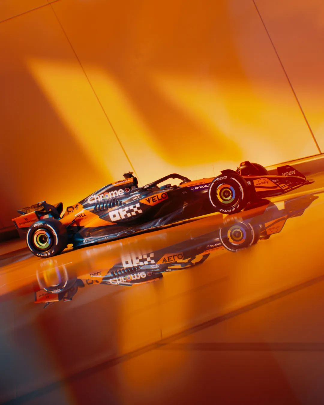 梅赛德斯横扫索伯车队，诺里斯扛起全队