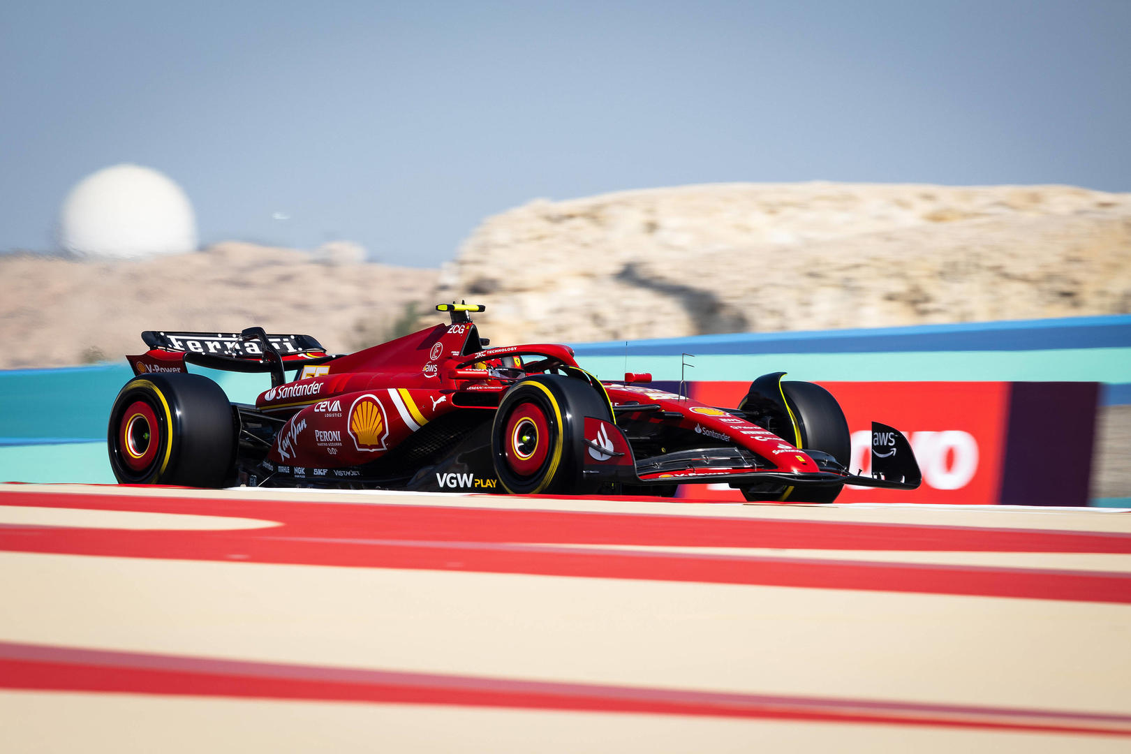 红牛车队绝杀红牛二队，周冠宇状态火热