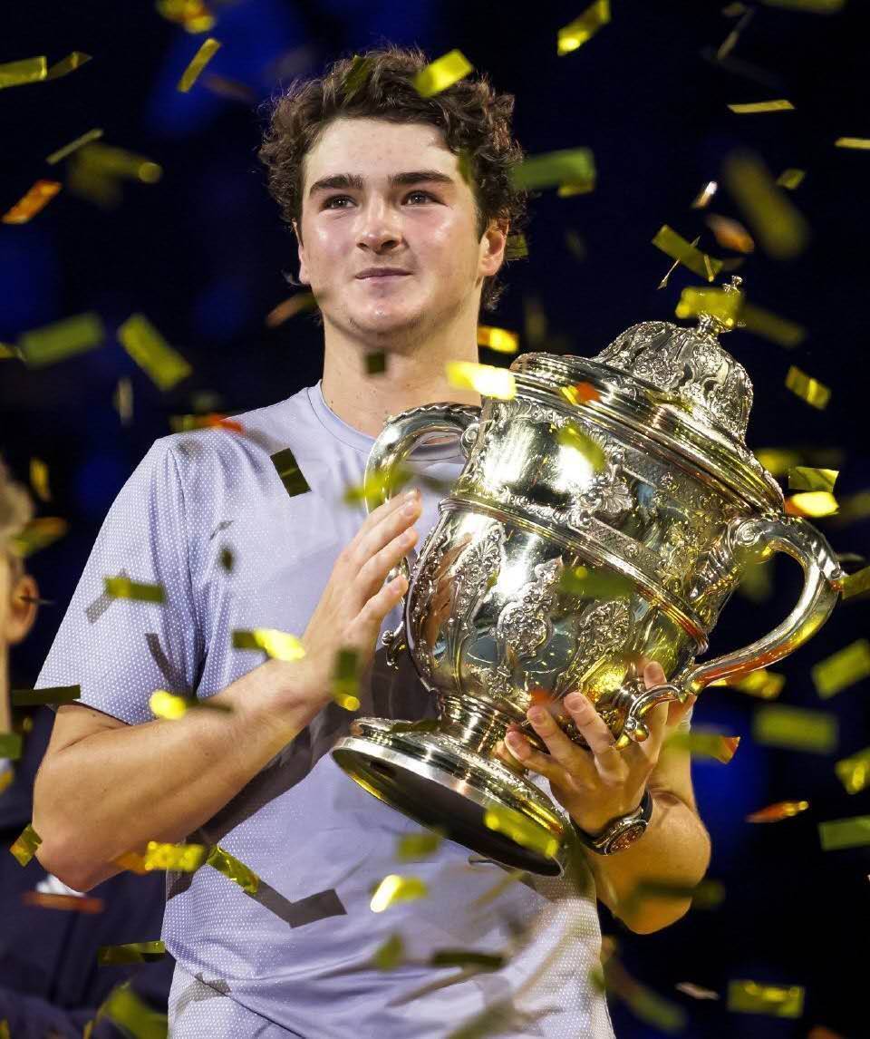 欧洲网球队鏖战世界网球队,费德勒三分雨点燃全场 欧洲网球队鏖战世界网球队,费德勒三分雨点燃全场