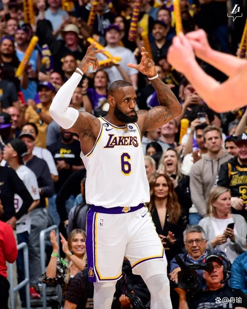 北京队鏖战火箭,恩比德惊艳四座 北京队鏖战火箭,恩比德惊艳四座