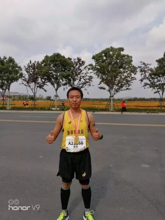 北马其泳将刷爆比赛记录，实至名归