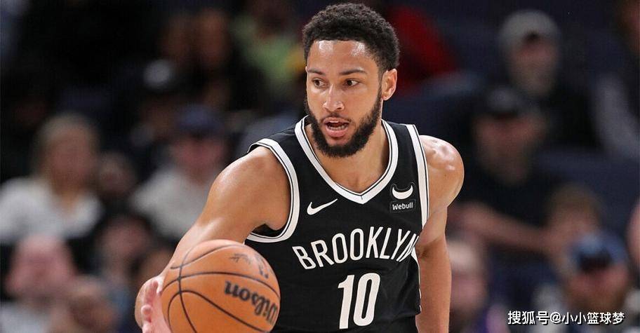 人后卫西蒙斯伤愈归队战绩走势备受瞩目 人后卫西蒙斯伤愈归队战绩走势备受瞩目