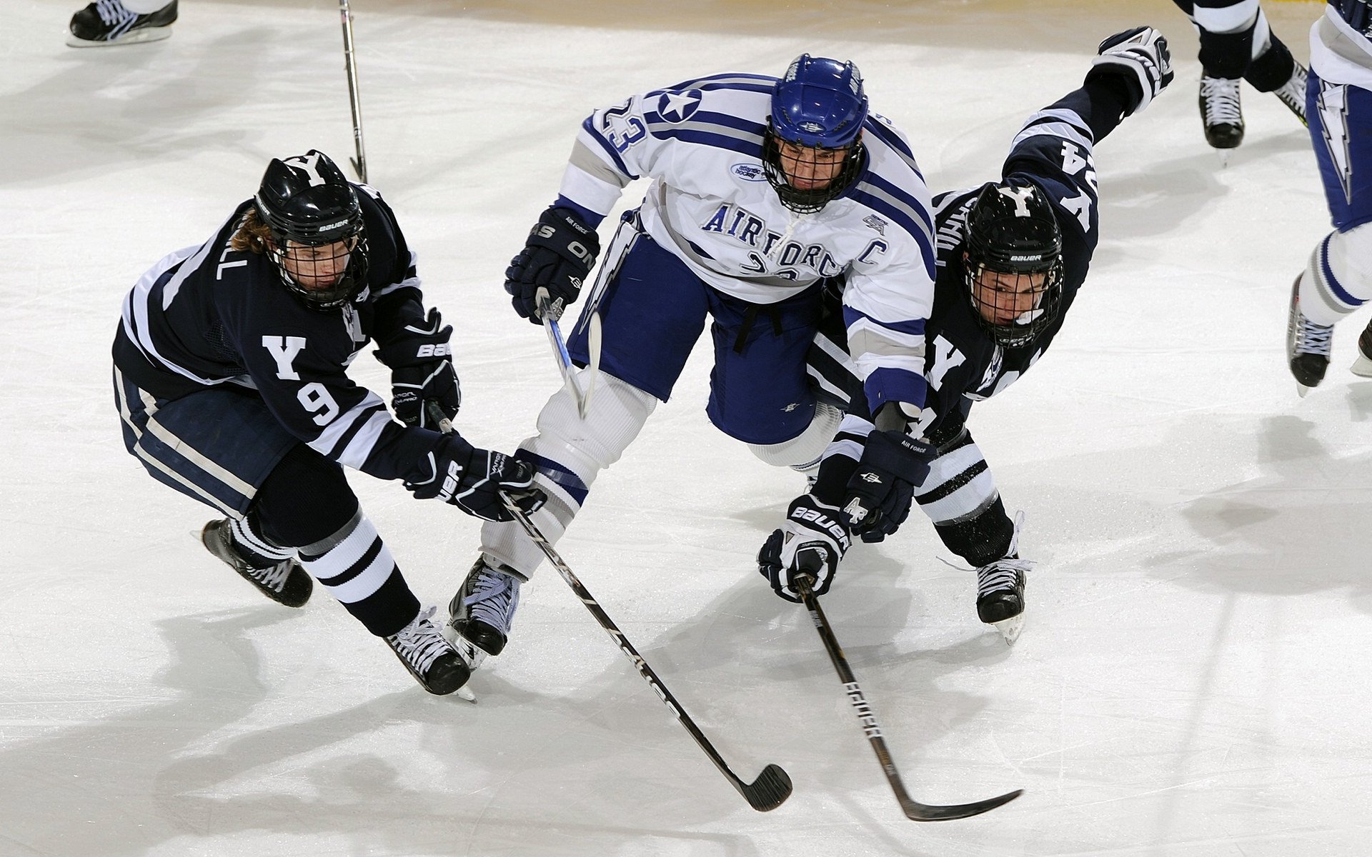 世界排名争夺战之夜，加维如何以少年之躯带动全队节奏
